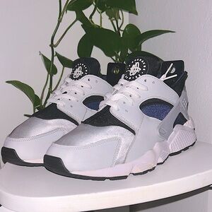 Nike Air Huarache Sneaker Grey Fog/Blue Mens Size 9.5